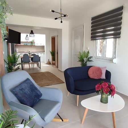 Kalokairini Avra Apartment อาร์คานเยโลส ภายนอก รูปภาพ