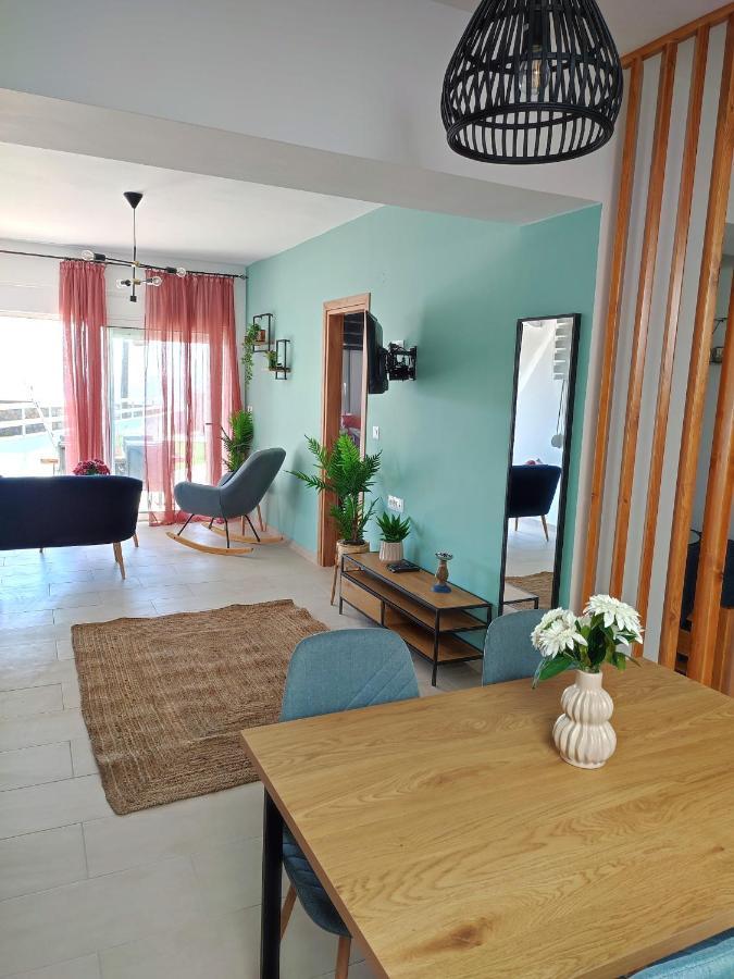 Kalokairini Avra Apartment อาร์คานเยโลส ภายนอก รูปภาพ