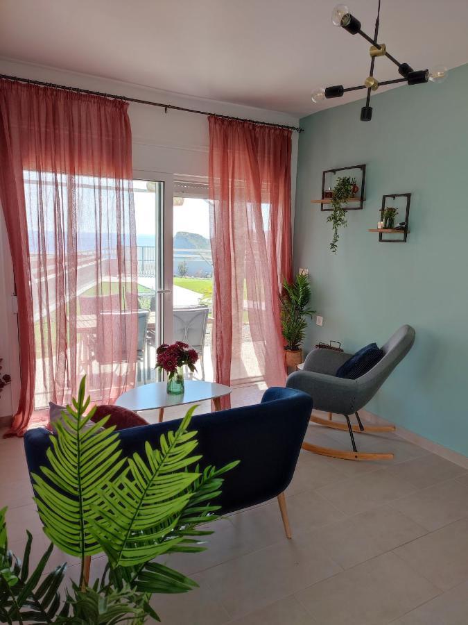 Kalokairini Avra Apartment อาร์คานเยโลส ภายนอก รูปภาพ